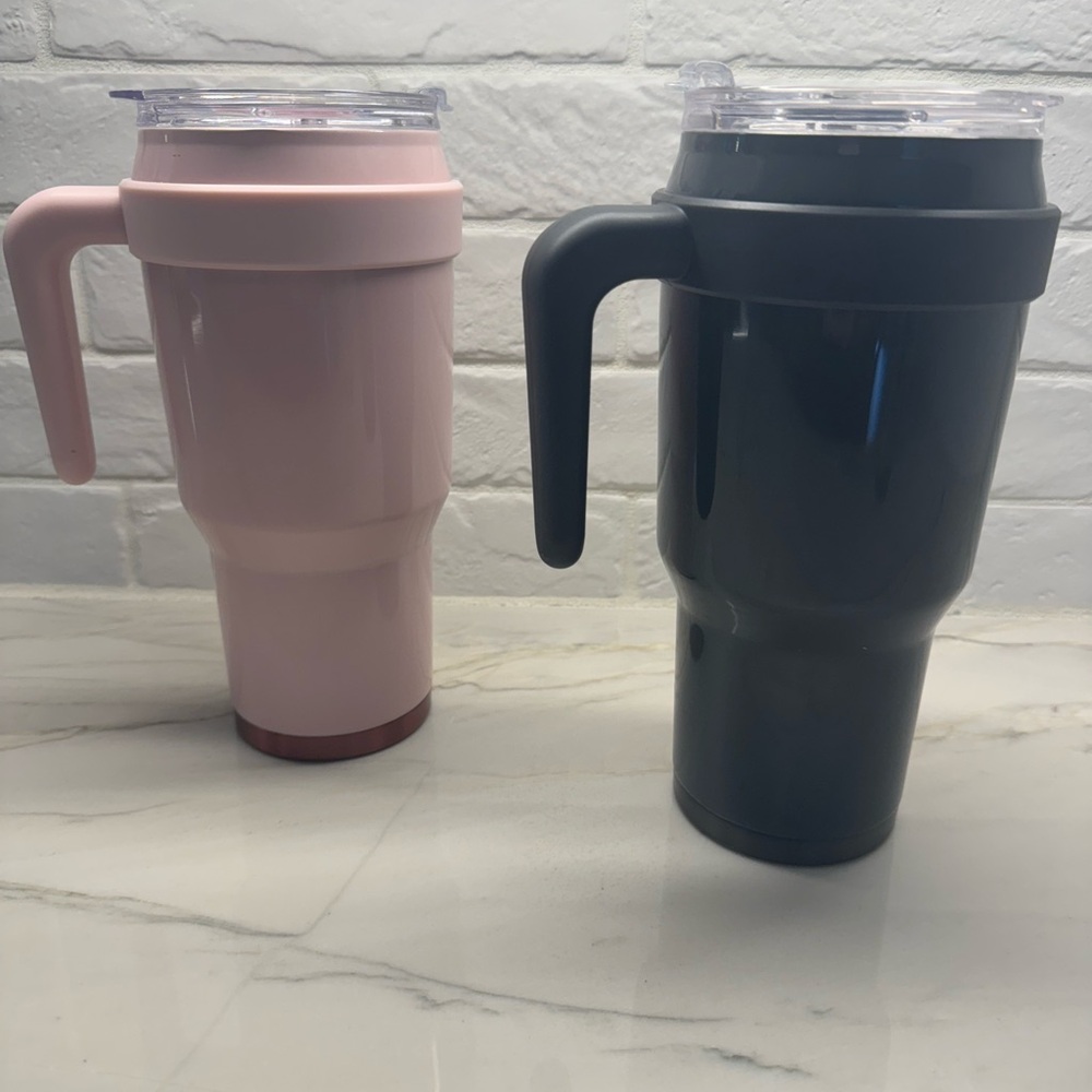 Reduce 40oz Cold Vacuum Insulated Stainless Tumbler Mug light pink and Gray.